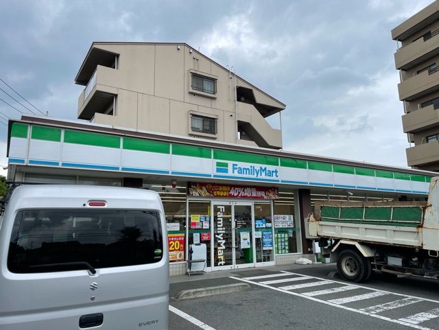 近くのコンビニまで150m（徒歩2分）