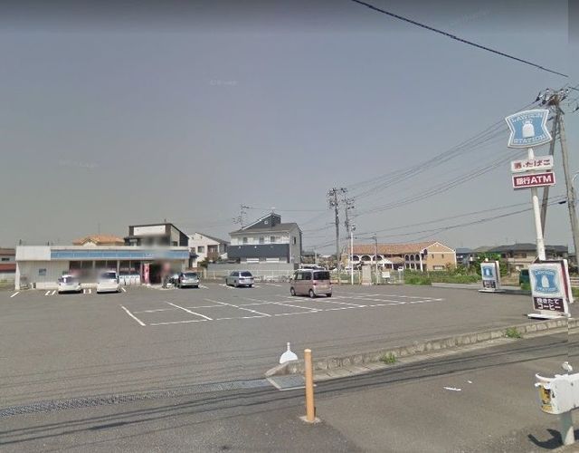 近くのローソン市原出津店まで190m（徒歩3分）