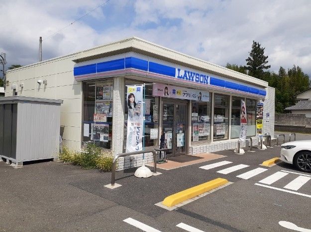 近くのローソン前橋堀越店まで1,400m(徒歩18分)