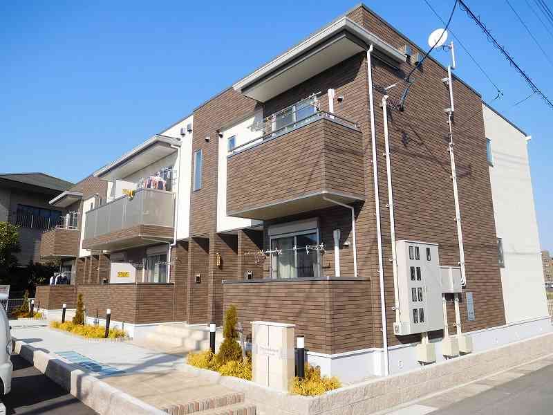 三河高浜駅より徒歩14分 築10年9ヶ月 2階建の賃貸物件