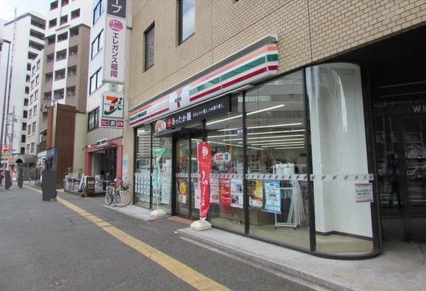 近くのセブンイレブン高砂1丁目店まで270m（徒歩4分）