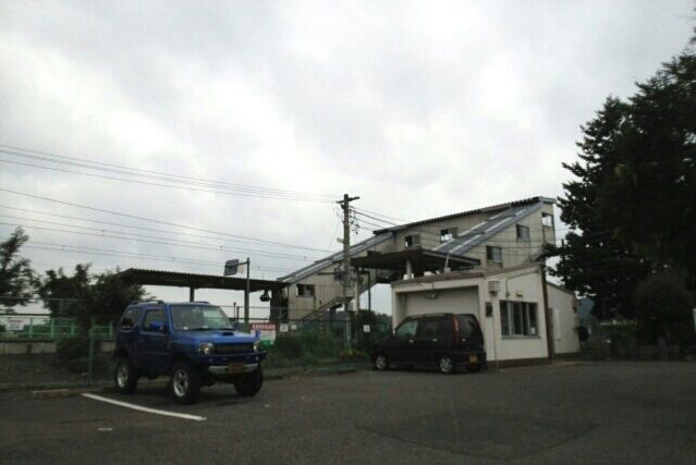 近くの杉田駅まで1,240m(徒歩16分)