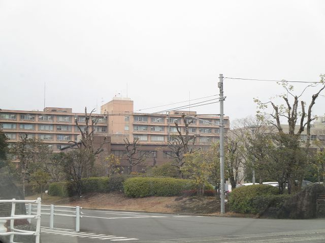 近くの大分大学医学部附属病院まで3,300m(徒歩42分)