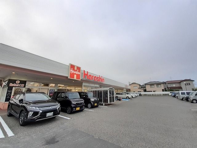 近くの原信内野店まで650m（徒歩9分）
