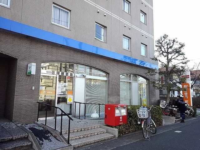 近くの谷塚郵便局まで1,000m（徒歩13分）