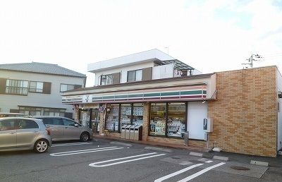 近くのセブンイレブン長泉中土狩北店まで700m（徒歩9分）