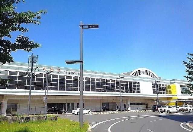 近くの手稲駅まで350m（徒歩5分）