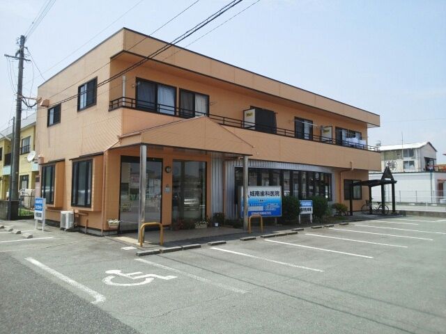 近くの病院まで720m（徒歩9分）