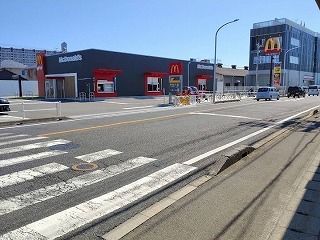 近くのマクドナルド向洋店まで1,200m（徒歩15分）