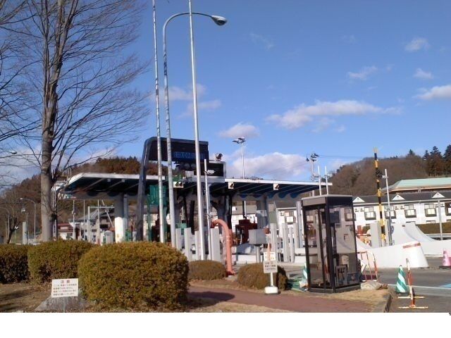 近くの二本松インターチェンジまで4,400m（徒歩55分）