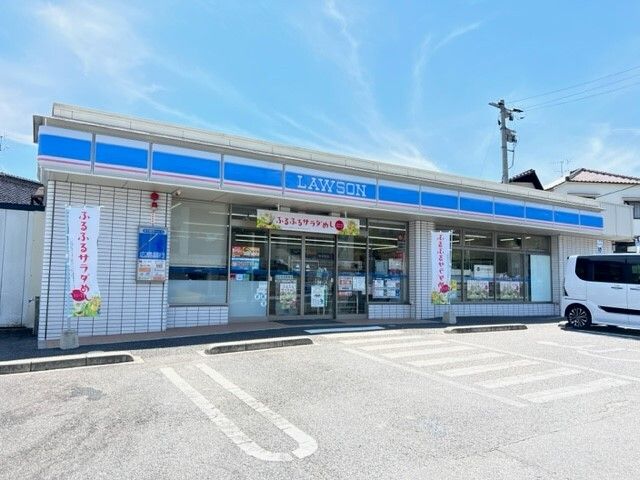 近くのコンビニまで1,000m（徒歩13分）