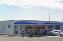 近くのローソン三浦三崎町店まで213m(徒歩3分)