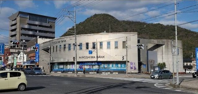 近くの銀行まで500m（徒歩7分）