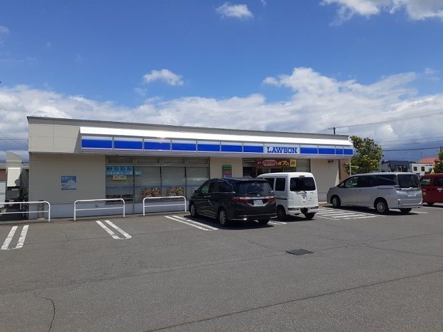 近くのローソン旭川神居２条店まで600m（徒歩8分）
