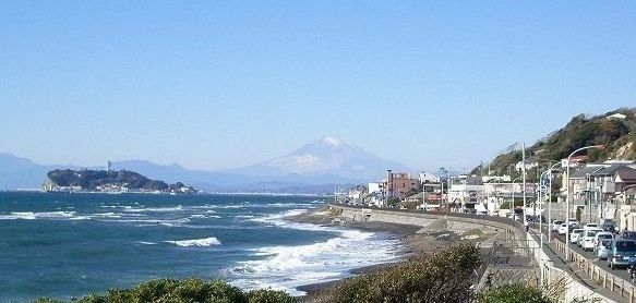 近くの稲村ケ崎まで410m(徒歩6分)
