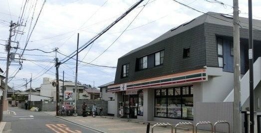 近くのセブンイレブン鎌倉稲村が崎店まで188m(徒歩3分)