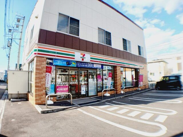 近くのセブンイレブン 函館富岡町店まで350m（徒歩5分）