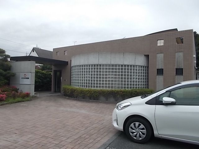 近くの病院まで450m（徒歩6分）
