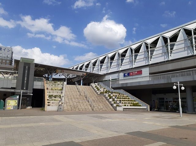 近くの駅まで1,020m（徒歩13分）