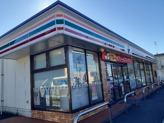 近くのセブン-イレブン 掛川成滝店まで600m(徒歩8分)