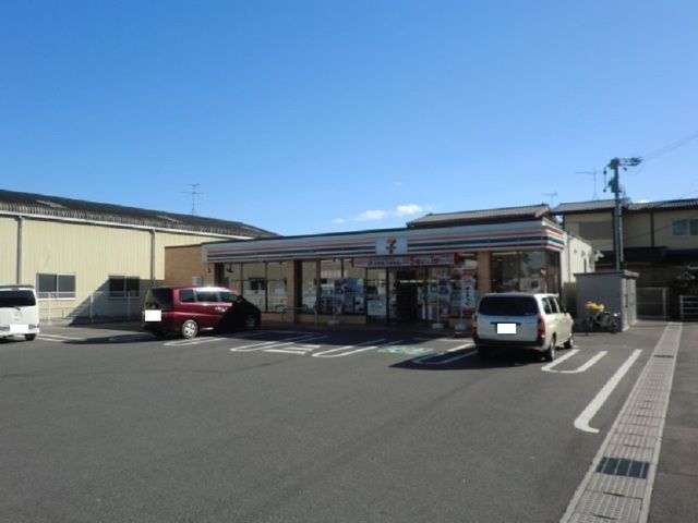 近くのセブンイレブン桑名大福店まで500m（徒歩7分）