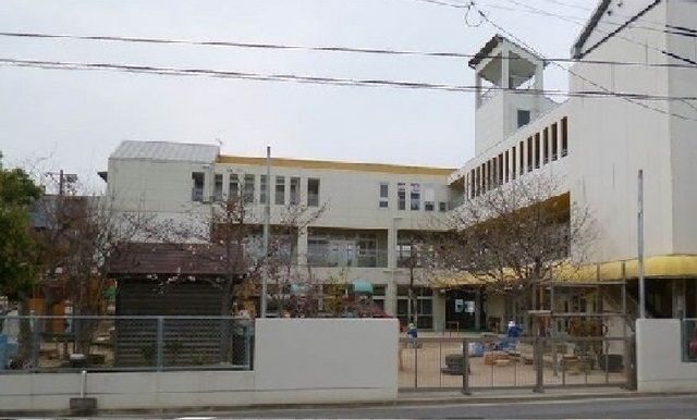 近くのよしじまこども園吉島幼稚園まで550m（徒歩7分）