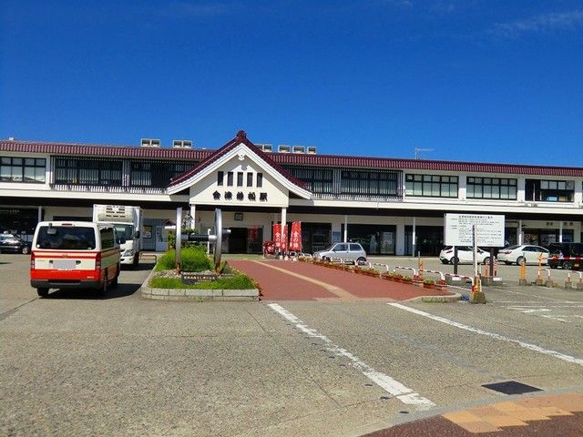 近くの会津若松駅まで800m（徒歩10分）