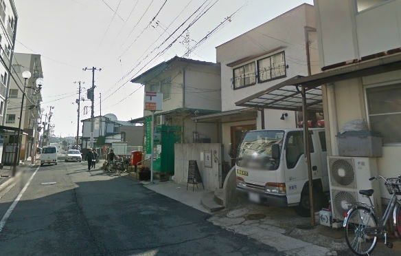 近くの郵便局まで260m（徒歩4分）