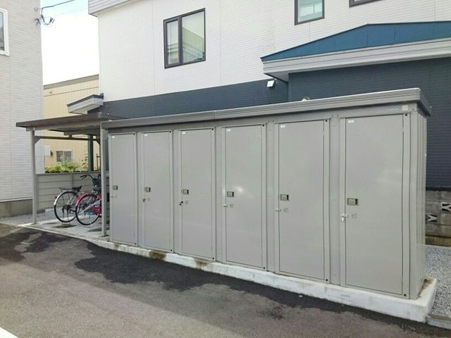 その他