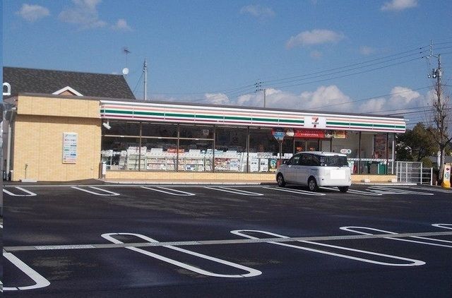 近くのセブンイレブン香川町店様まで750m（徒歩10分）
