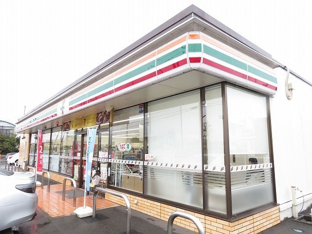 近くのセブンイレブン中央病院前店様まで1,400m(徒歩18分)