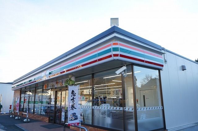 近くのセブンイレブン船引砂子田店まで1,100m（徒歩14分）