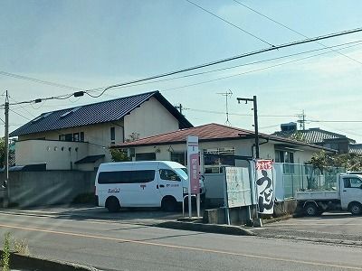 近くの川岡郵便局さんまで850m(徒歩11分)