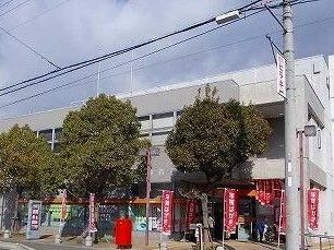 近くの郵便局まで700m(徒歩9分)