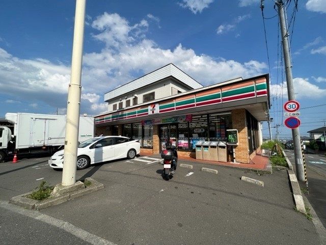 近くのセブンイレブンベニーランド前店まで1,000m(徒歩13分)
