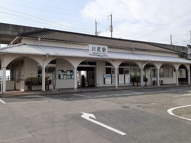 近くの駅まで1,500m（徒歩19分）