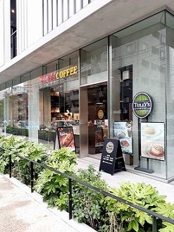 近くの飲食店まで58m（徒歩1分）