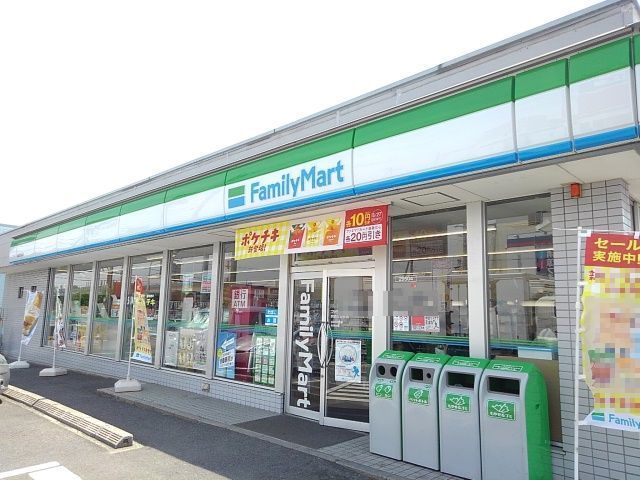 近くのコンビニまで140m（徒歩2分）