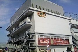 近くのMOVIX橋本まで700m（徒歩9分）