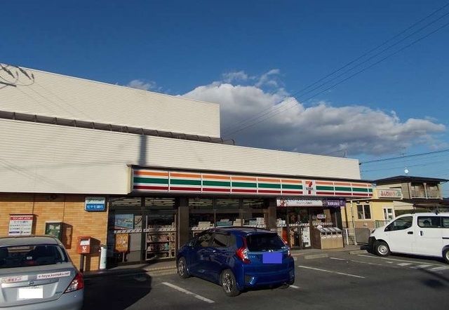 近くのセブンイレブン石越駅前店まで350m(徒歩5分)