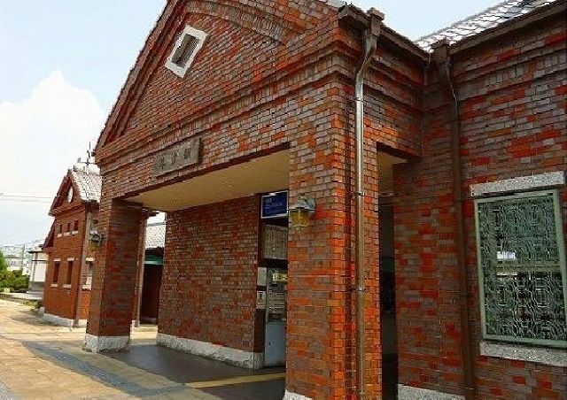近くの牛津駅まで950m（徒歩12分）