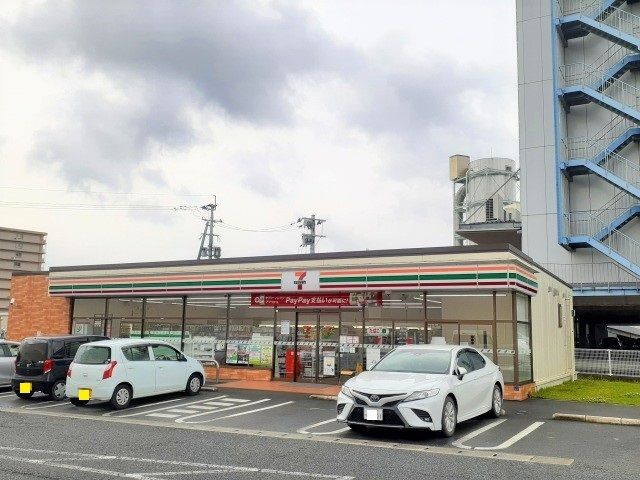 近くのセブンイレブン 清水バイパス店まで500m(徒歩7分)