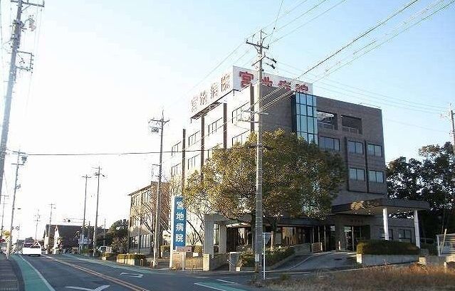 近くの宮地病院まで1,200m（徒歩15分）