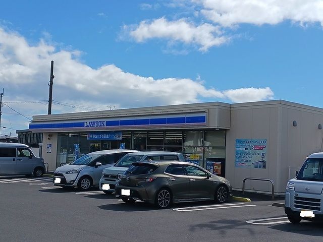 近くのローソン鹿児島川上店まで850m（徒歩11分）