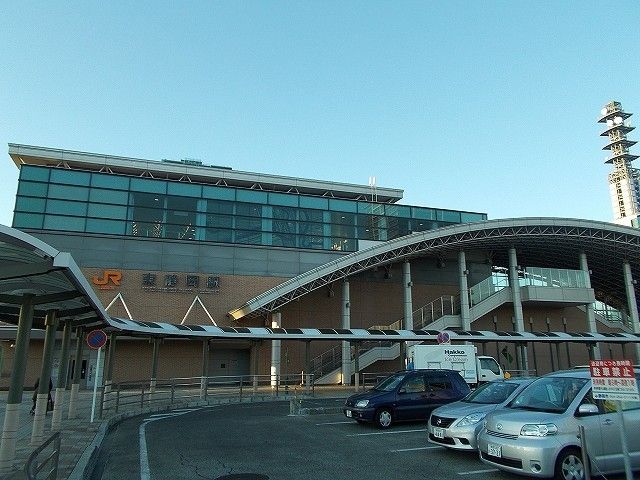 近くのＪＲ東静岡駅まで800m（徒歩10分）