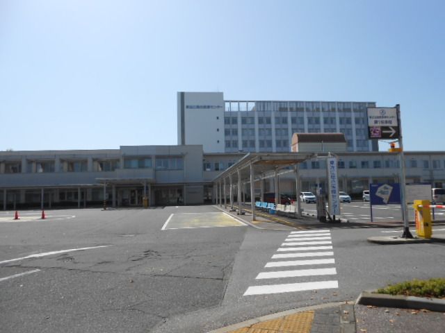 近くの病院まで1,300m（徒歩17分）