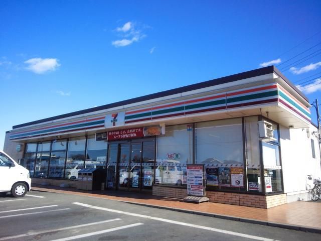 近くのセブンイレブン鴻巣原馬室店まで460m(徒歩6分)