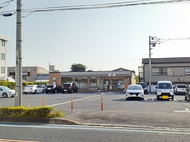 近くのセブン　鉄道博物館前店まで400m（徒歩5分）
