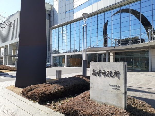 近くの役所まで900m（徒歩12分）