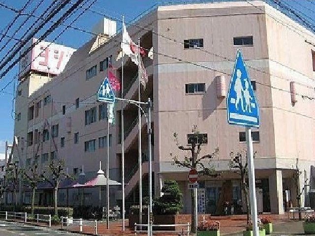 近くのヨシヅヤまで1,250m（徒歩16分）